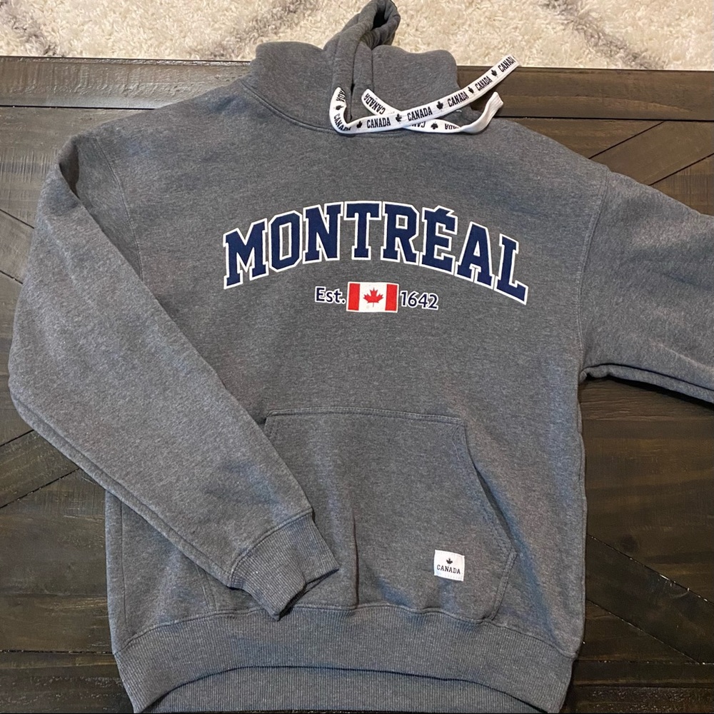 Montreal Sweater 🇨🇦